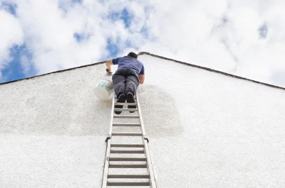 Peinture extérieure à Estézargues — façades et ravalement